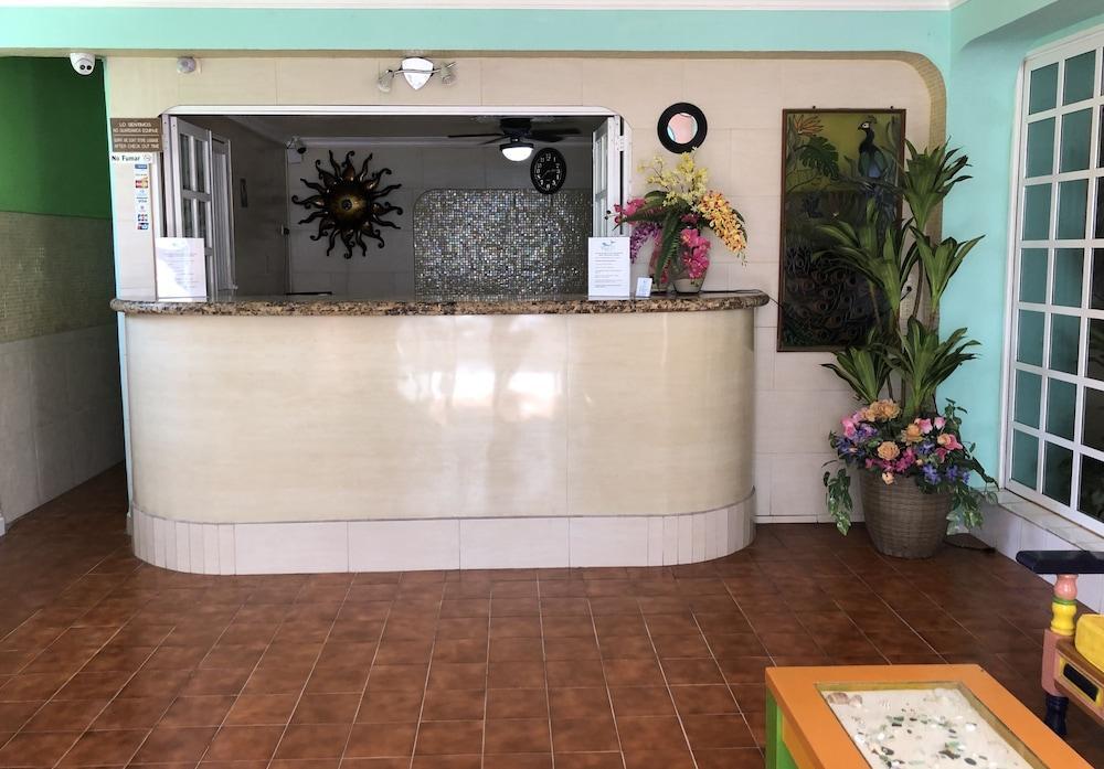 Hotel Francis Arlene Adults Only Isla Mujeres Εξωτερικό φωτογραφία