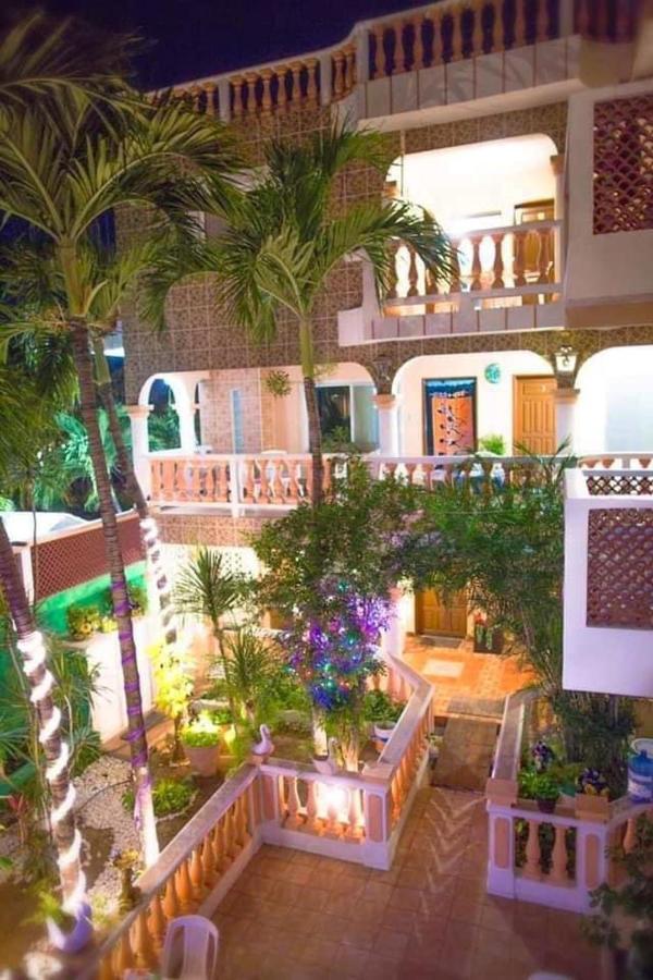 Hotel Francis Arlene Adults Only Isla Mujeres Εξωτερικό φωτογραφία