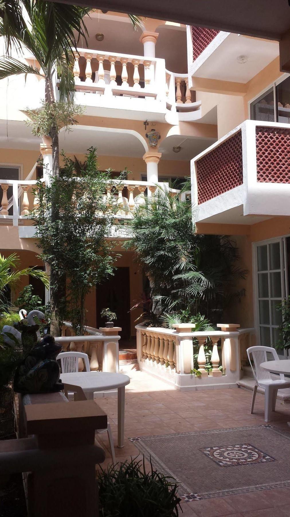Hotel Francis Arlene Adults Only Isla Mujeres Εξωτερικό φωτογραφία